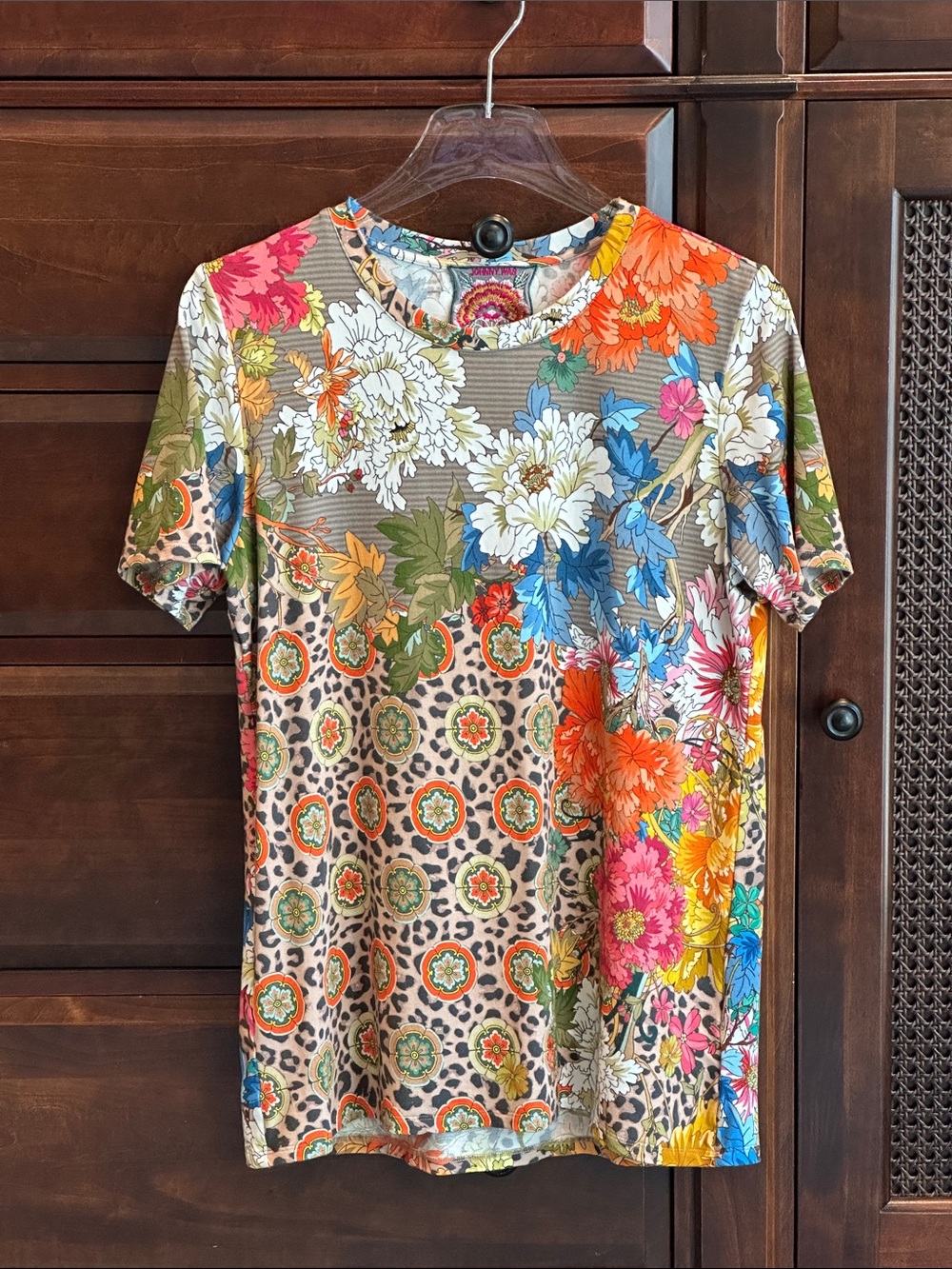 JOHNNY WAS Printed Short Sleeve Top Multi-Colored SIZE SMALL EC LIKE NEW